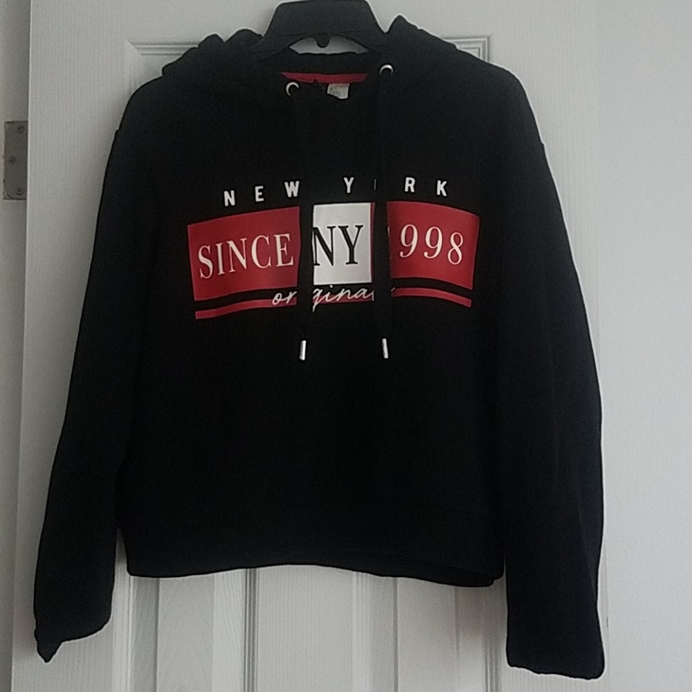 Cropped hoodie